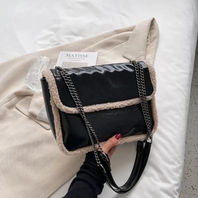 Autumn Winter Large Capacity Plush Tote Bag Lady New Fashion Chain Shoulder Bag Splice Texture Patent Leather Commuter Pack