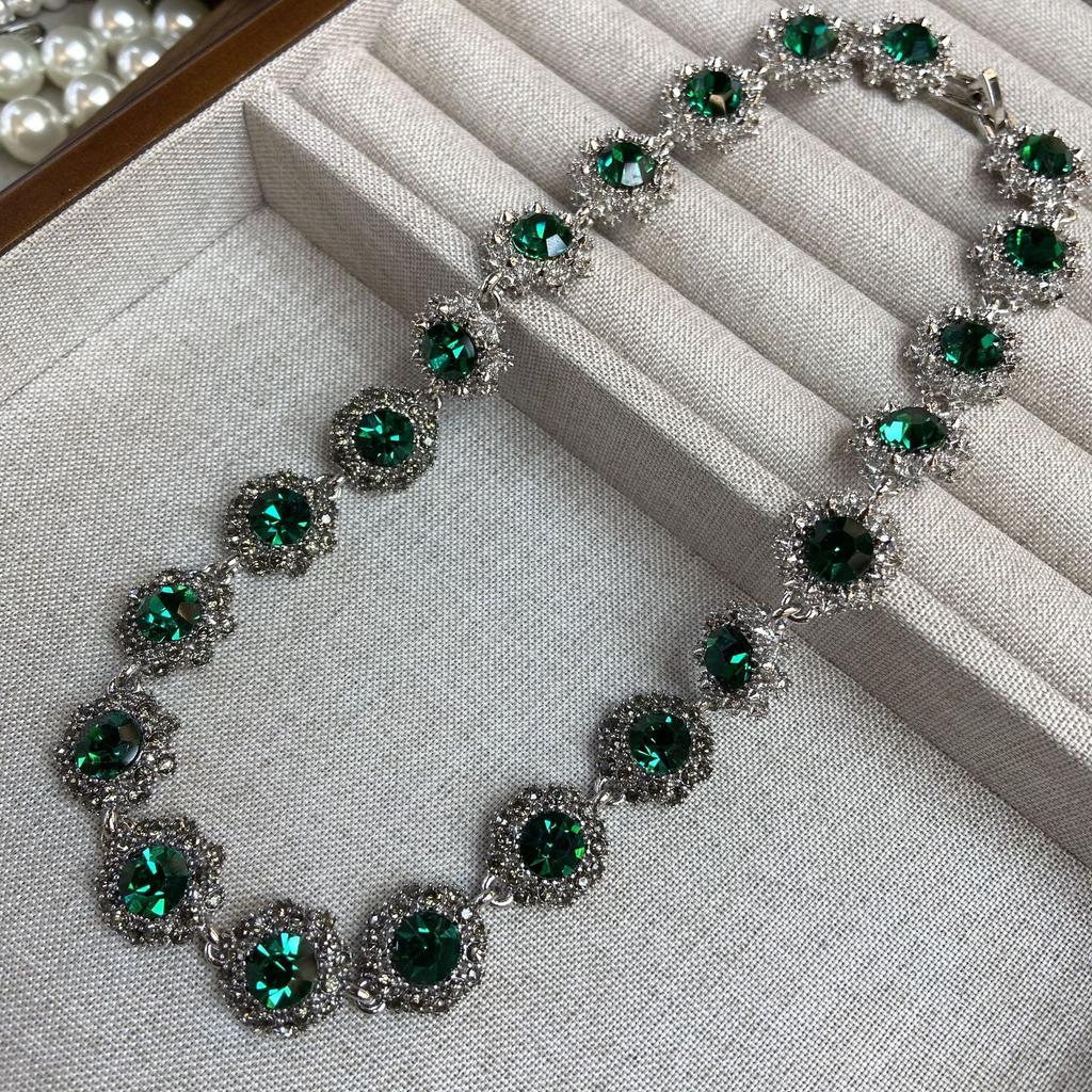 French Light Luxury Diamond-Set Green Flower Necklace Bracelet Stud Earrings Jewelry Retro Fashion Sapphire Collarbone Chain Earrings