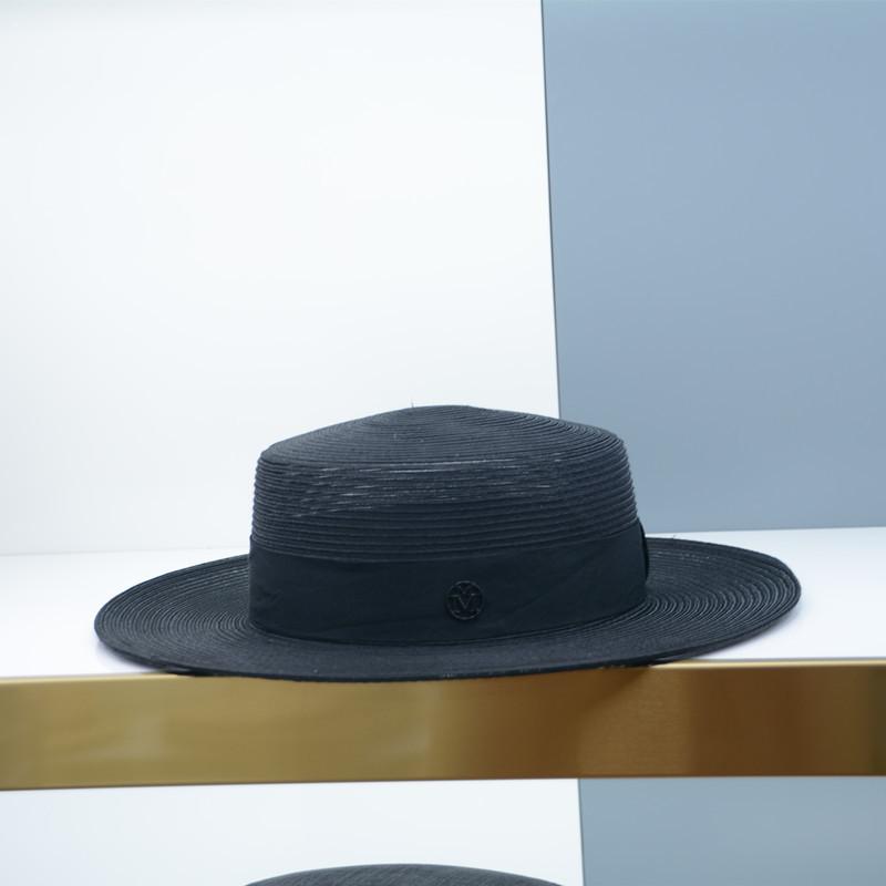 

Fashion Summer Women Flat Top Straw Hat With Ribbon Letter Decoration Elegant Ladies Party Dress Hats Travel Beach Sun Hat 56-58CM чорний