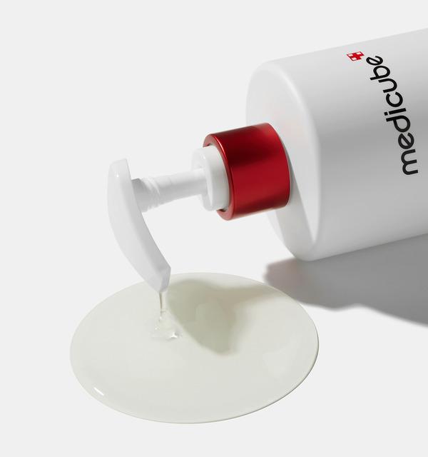 Medicube Red Acne Body Wash 400g
