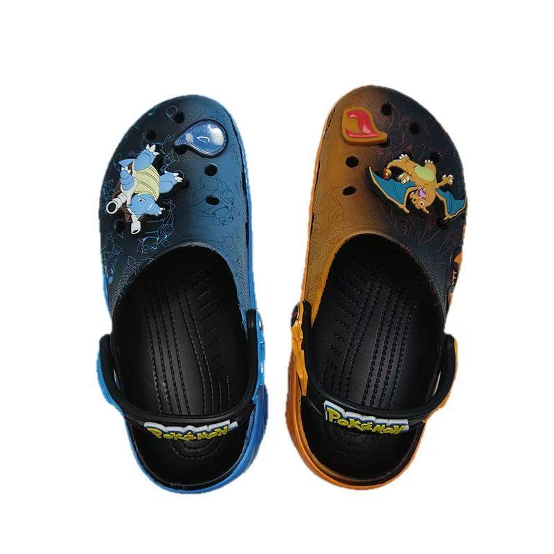 

Crocs Classic Pokemon Kids Shoes Unisex Slippers 36-37(M4W6) синий