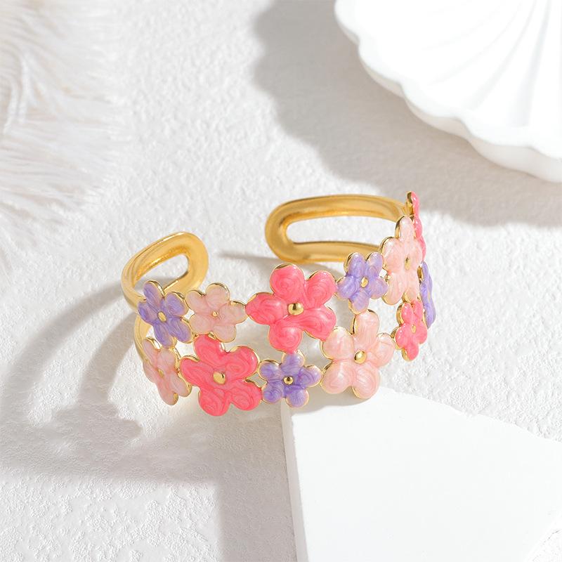 

18K Gold Niche Light Luxury Drip Oil Flower Open Bangle for Women