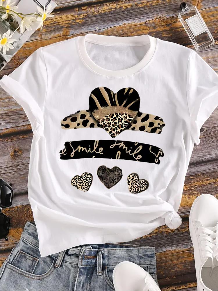 (Asian Size) T Shirt Printed Women Tee Clothing Casual Fashion Lady feather trend 90s Female Top Graphic Short Sleeve T-shirts