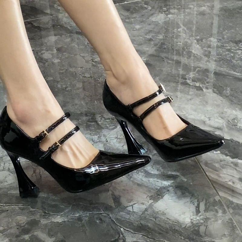 Black Fashion Versatile Horseshoe Heel Single Shoes Autumn 2025 New Thick Heel Pointed Two Word Belt Buckle High Heels