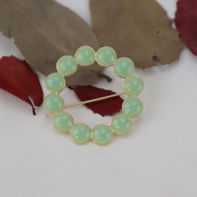 Japanese Designer Drop Glaze Enamel Tambourine Wreath Silk Scarf Buckle Cardigan Buckle Women'S Brooch Corsage Accessories