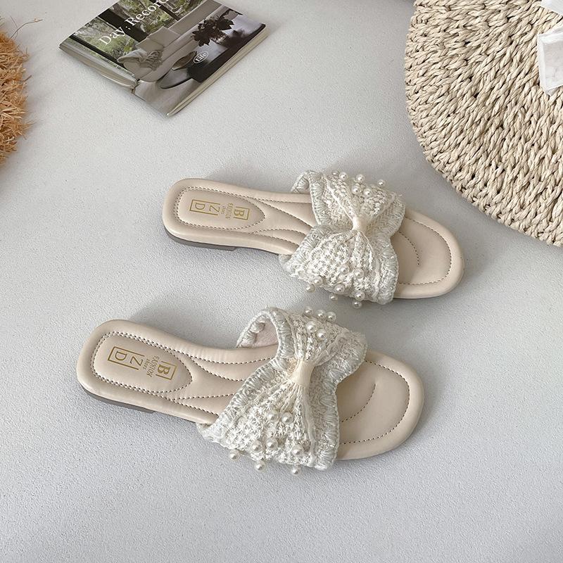 Beige Fashion Popular One-word Flat-bottomed Non-slip Slippers for Women's Summer Wear 2025 New Models with Skirts French Cool Slippers