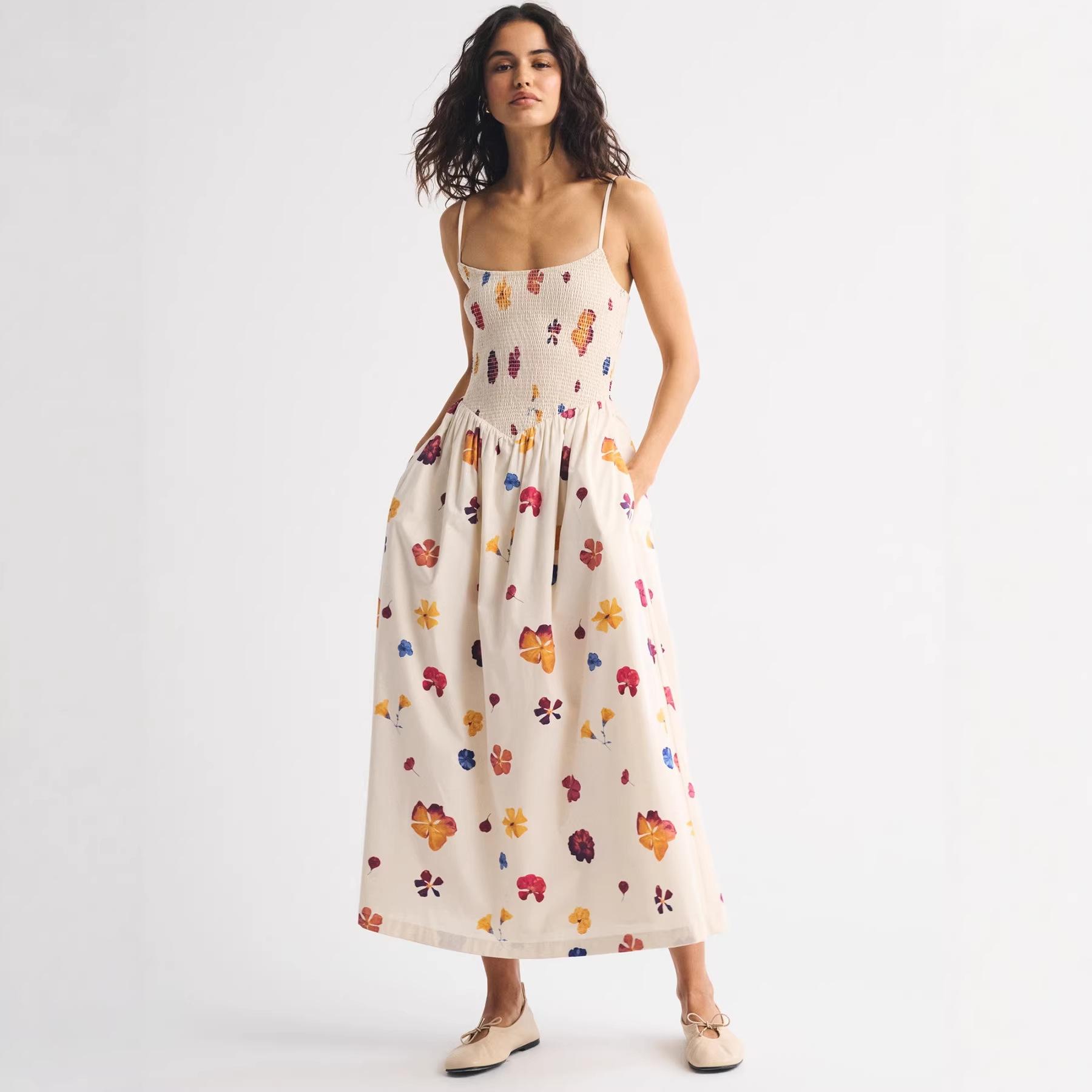 

French splicing suspender dress women s summer tube top halter neck long skirt striped printing bag waist A-shaped skirt XL