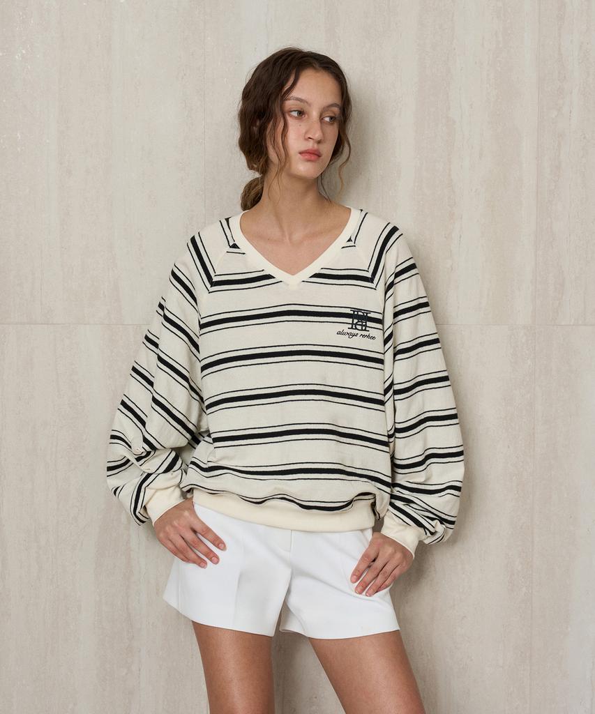RE RHEE Striped Knit Pullover Cookies And Cream