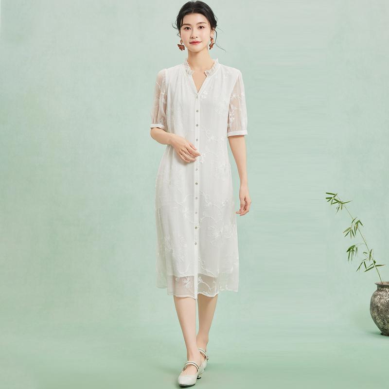 Black Fungus Edge Small V-neck Solid Color Heavy Embroidery Spring and Summer Fashion Mulberry Silk Short Sleeved Temperament Women's Vacation Dress