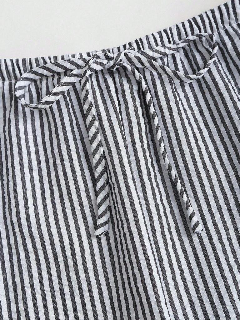 Ensemble décontracté d'été rayé avec gilet à lacets et pantalon ample