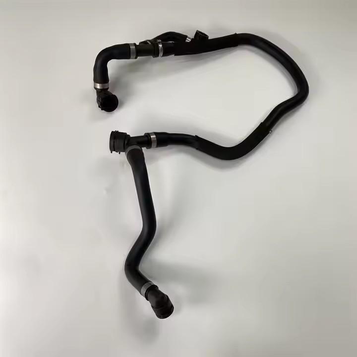 BMW X5 E70 Expansion Tank Rubber Coolant Hose