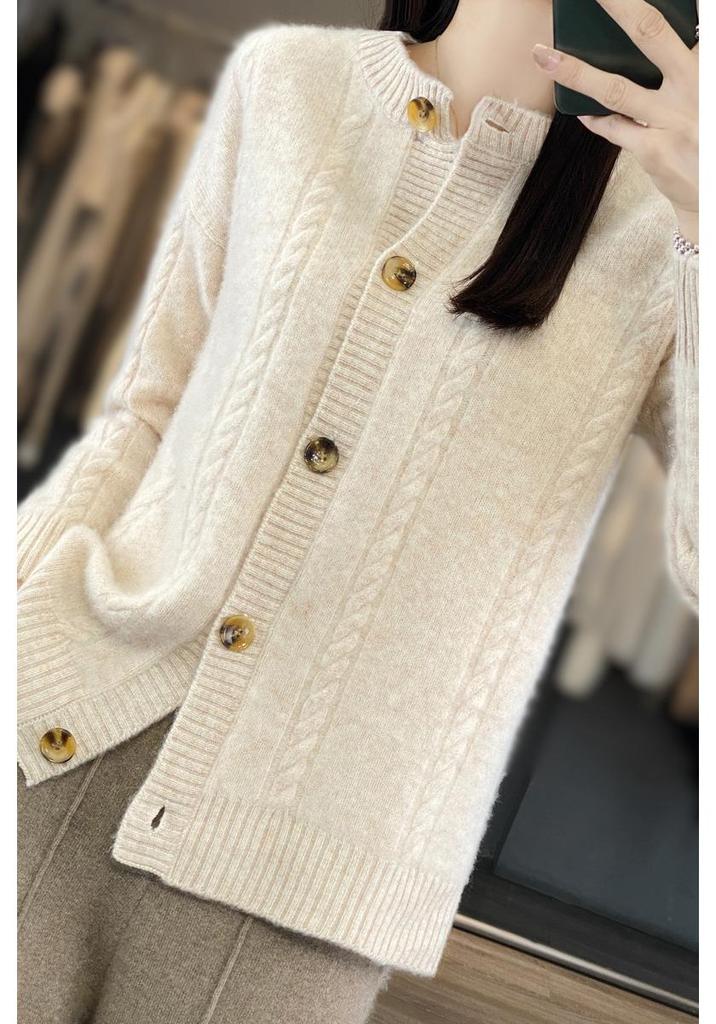 Cozy Cable Knit Cardigan for Women - Retro Twist Design, Loose & Comfortable, Perfect for Autumn and Winter Outings