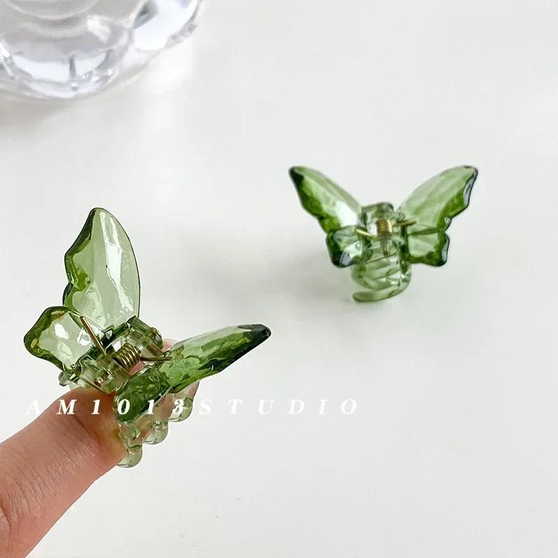 

New Sweet Colorful Clear Butterfly Hair Claw Women Girls Summer Acrylic Non-Slip Crystal Butterfly Hair Jaw Clip for Thin Hair