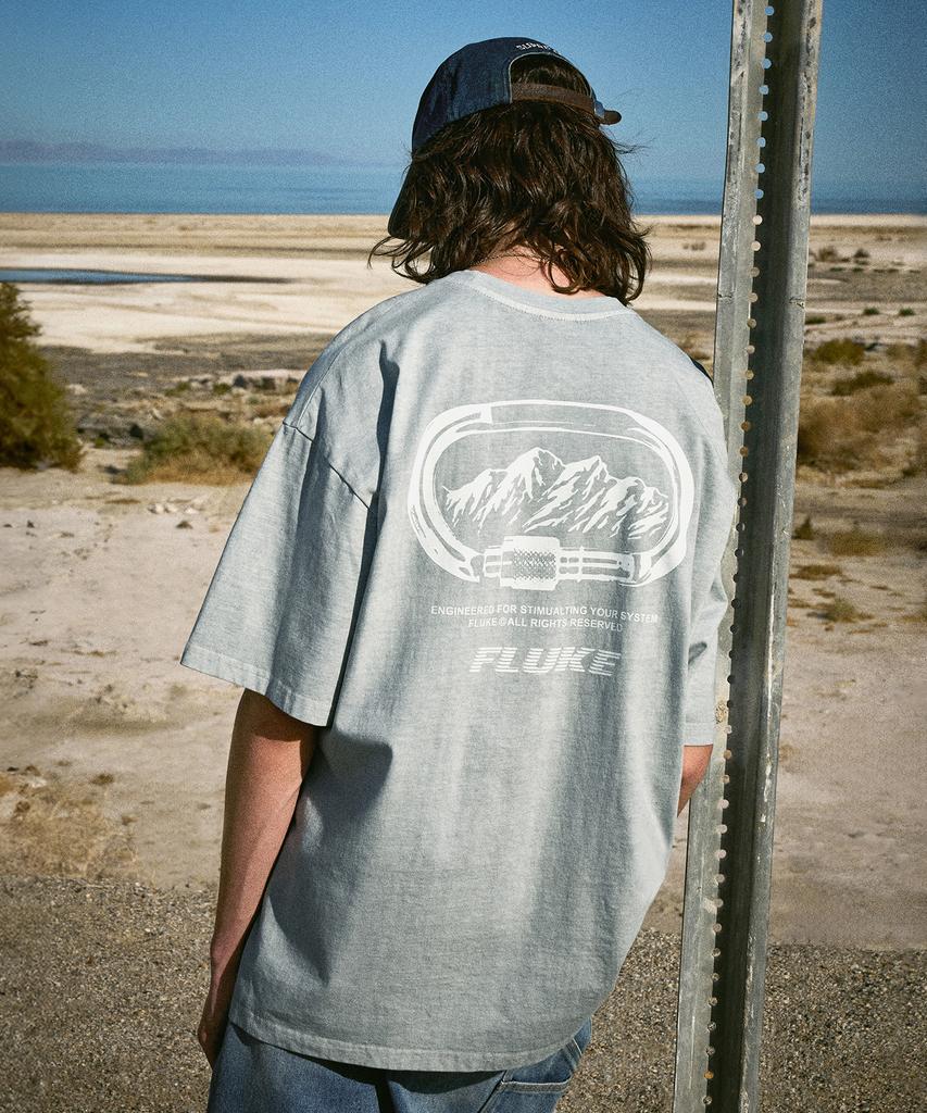 Peullukeu Carabiner Pigment Short Sleeve T-Shirt Light Grey Fst744