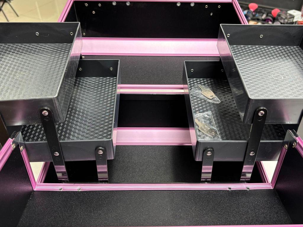 Alüminyum Alaşımlı Profesyonel Makyaj ve Güzellik Alet Çantası