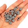 24x Wikinger-Runen-Alphabet-Zeichenperlen Bartperle für Männer Lose Abstandshalterperle DIY Schmuck Haarteil Schmutziges Zopfornament