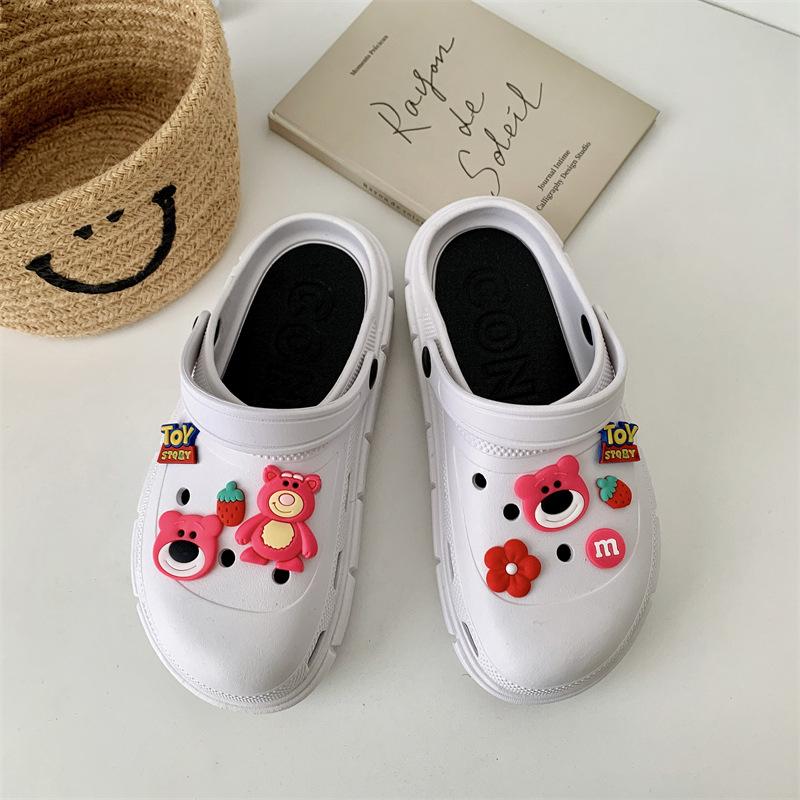 Hole shoes women's 2025 new women's muffin platform beach shoes student bag head wearing sandals