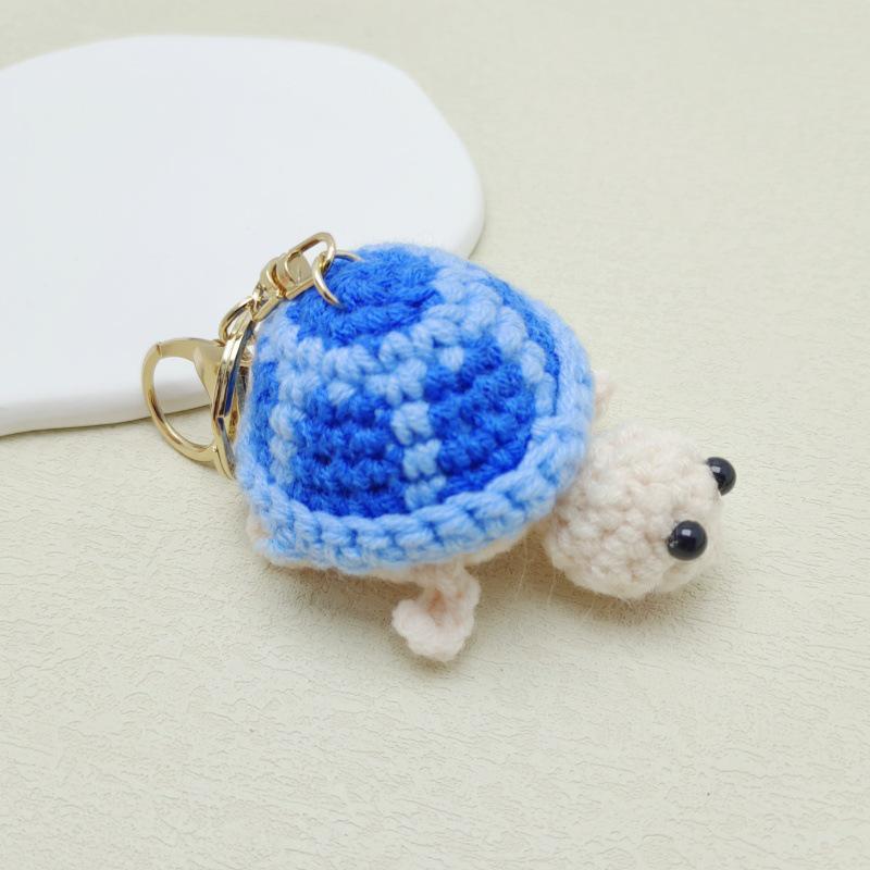 Handmade Crochet Turtle Keychain Pendant - Cartoon Sea Turtle Bag Charm Gift Decoration.