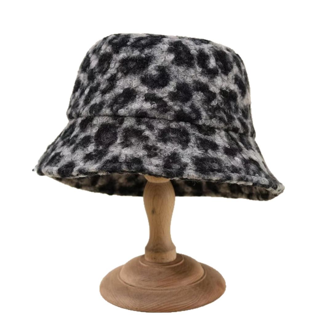 Love Plush Bucket Hat Three-dimensional Printing Pot Hat Men and Women with The Same Thickened Warm Versatile Hat