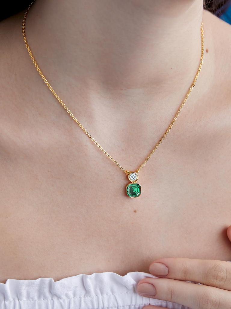 Stilvolle österreichische grüne Smaragd-Saphir-Halskette mit Anhänger aus amerikanischem Diamantkristall für Damen