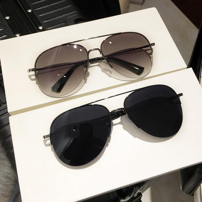 2025 New Large Frame Metal Wayfarer Sunglasses for Men & Women - Outdoor Sunshade