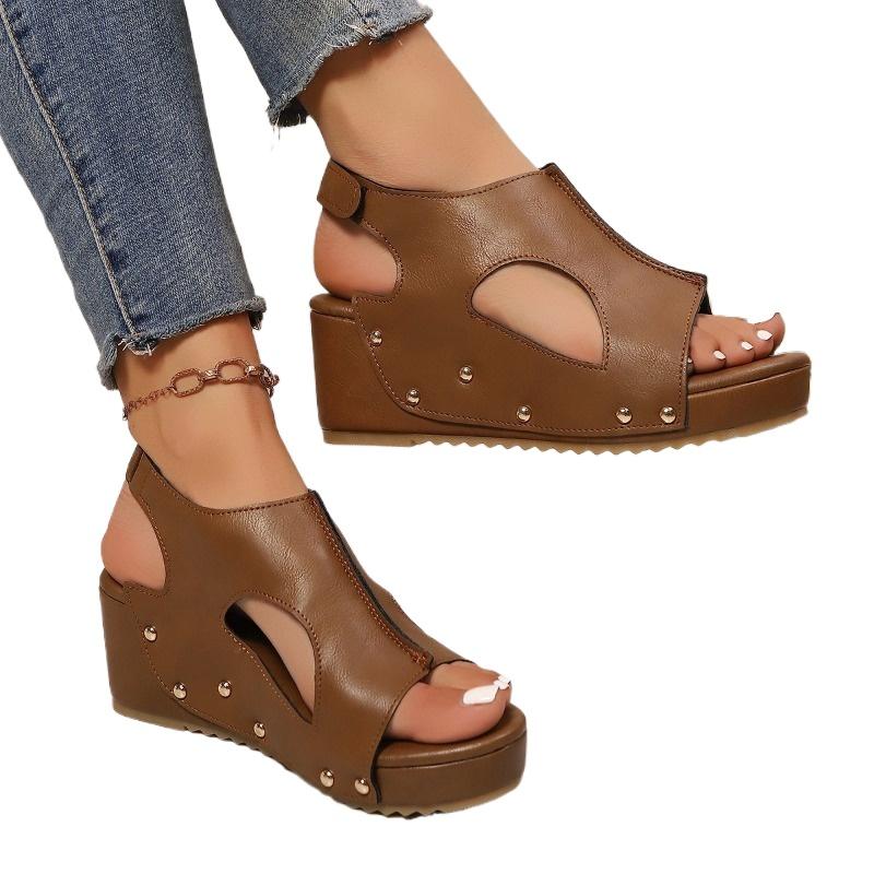 Fashion Women Comfort Wedges Sandals Peep Toe Med Heel Platform Sandals Rivet Thick Sole Leather Summer Shoes for Women Zapatos Mujer