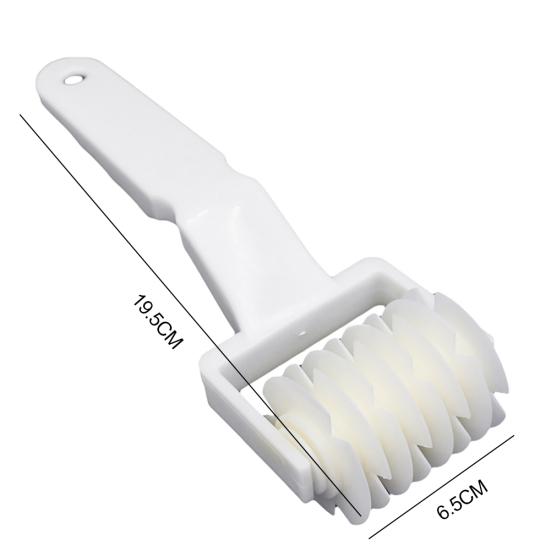 Kitchen Plastic Pie Pizza Dough Roller Knife Pastry Cookie Cutter Baking Tools