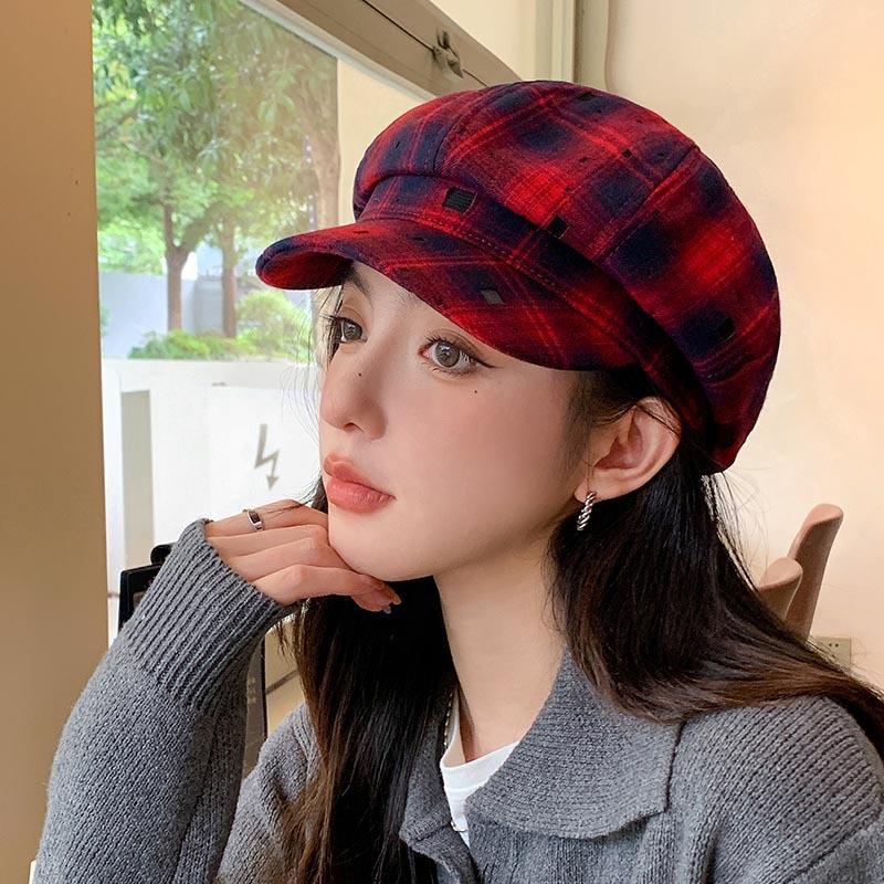 Retro plaid octagonal hat female spring and autumn modified face shape showing face small painter hat temperament versatile beret