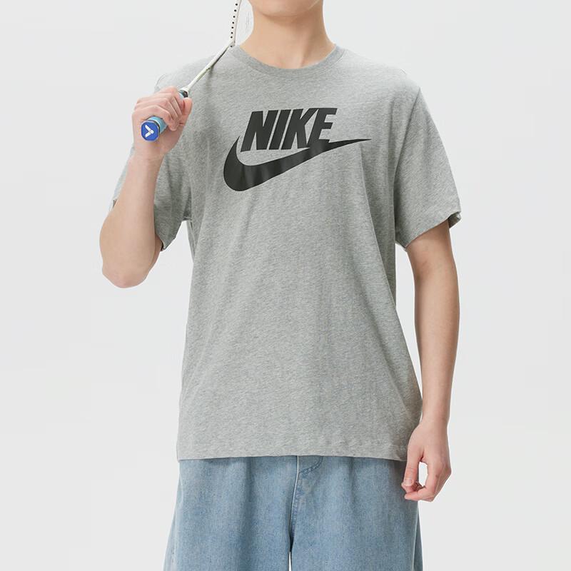 Nike Men's Gray Crew Neck T-Shirt