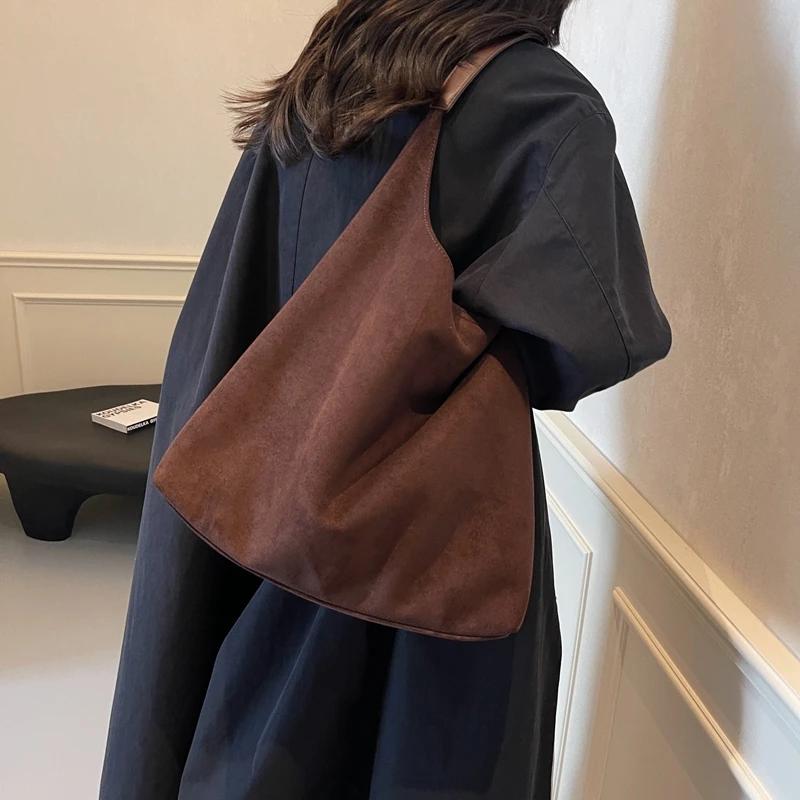 Imitation Deer Skin Shoulder Bag  Matte Surface  Large Capacity  New  Elegant  Versatile  Armpit  Pendants  High Quality