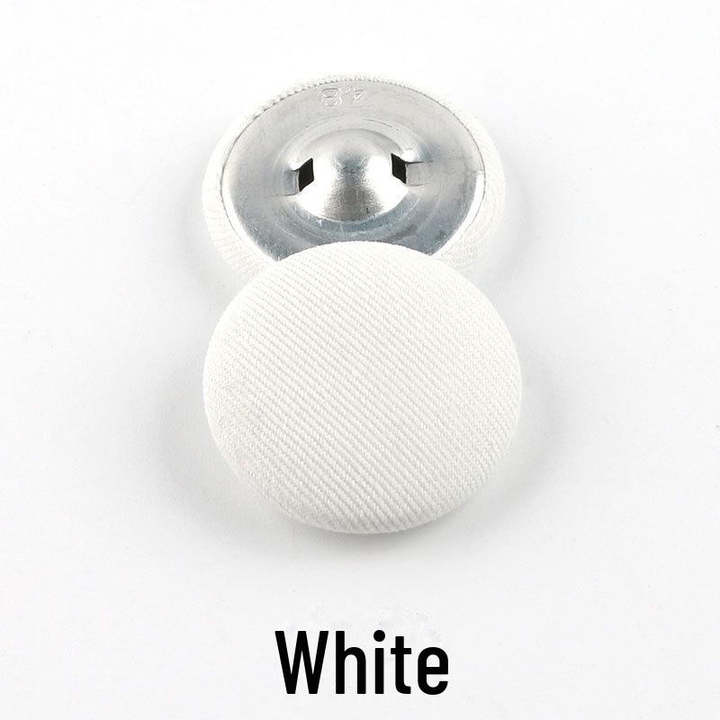 Dámská černá společenská košile s kulatou knoflíkovou ozdobou