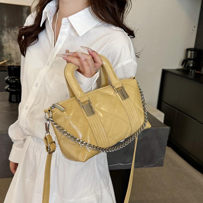 Niche Texture Handbag Small Bag Women's 2025 New Simple Small Square Bag Versatile Shoulder Messenger Bag