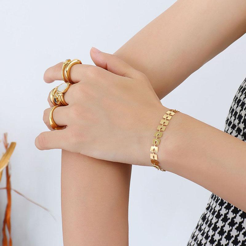 Brand Luxury Geometric Plate Bracelet: 18k Gold-Plated Titanium Steel Women s Jewelry E143