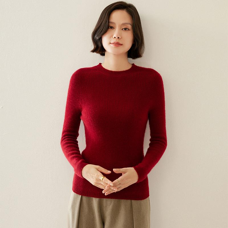 Women's Soft Wool Knit Pullover - Slim Fit Base Layer for Autumn/Winter.