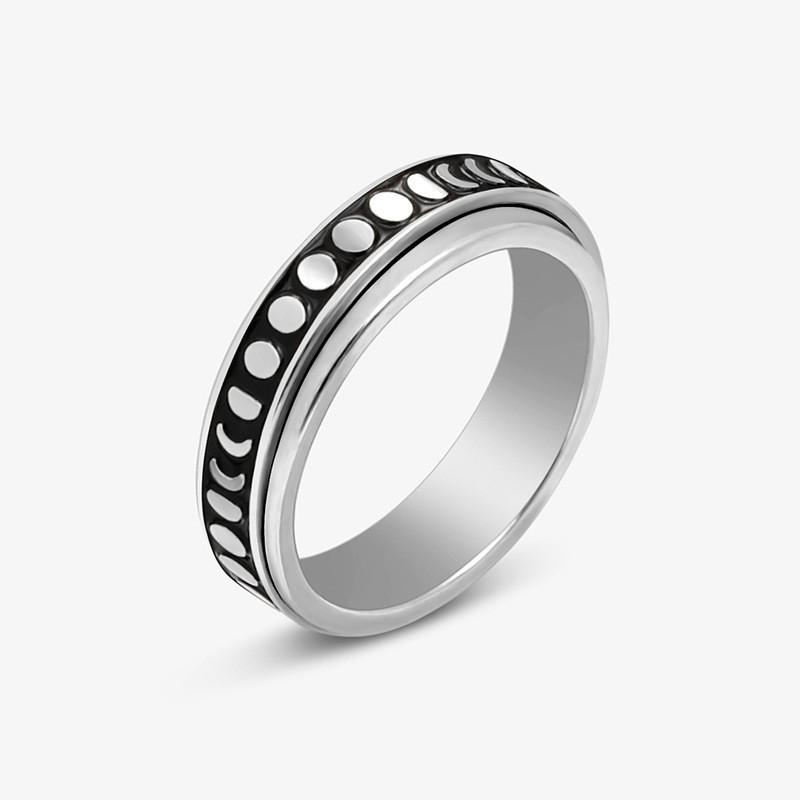 Rotatable Stainless Steel Decompression Ring with Engraved Pattern - Fashionable, Simple Jewelry.