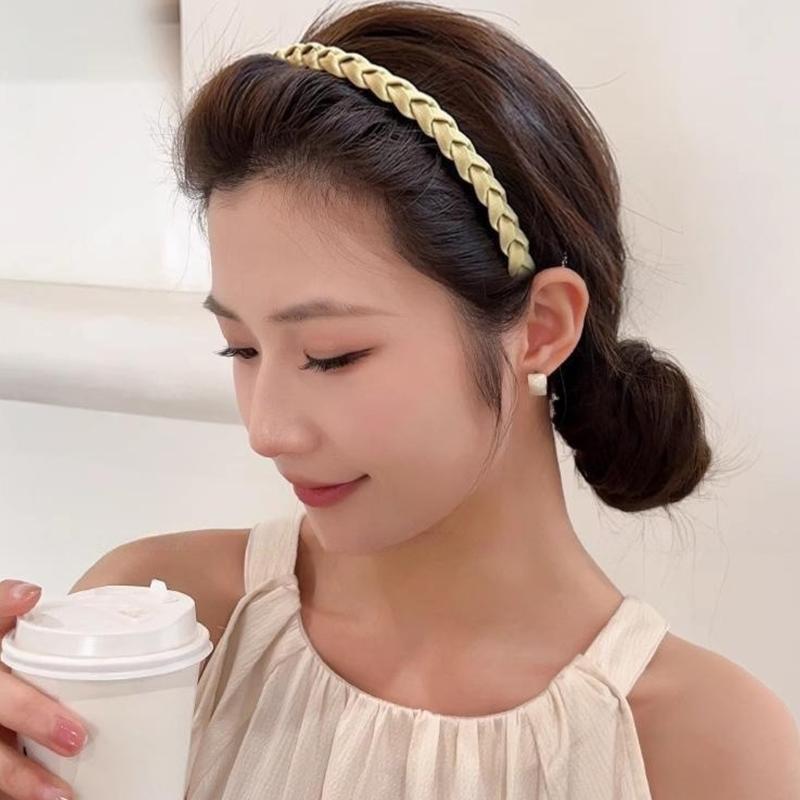 Secure Teeth Grip Hairband With Braided Design For Daily Skincare Workouts And Makeup Flyaway Control Stay In Place