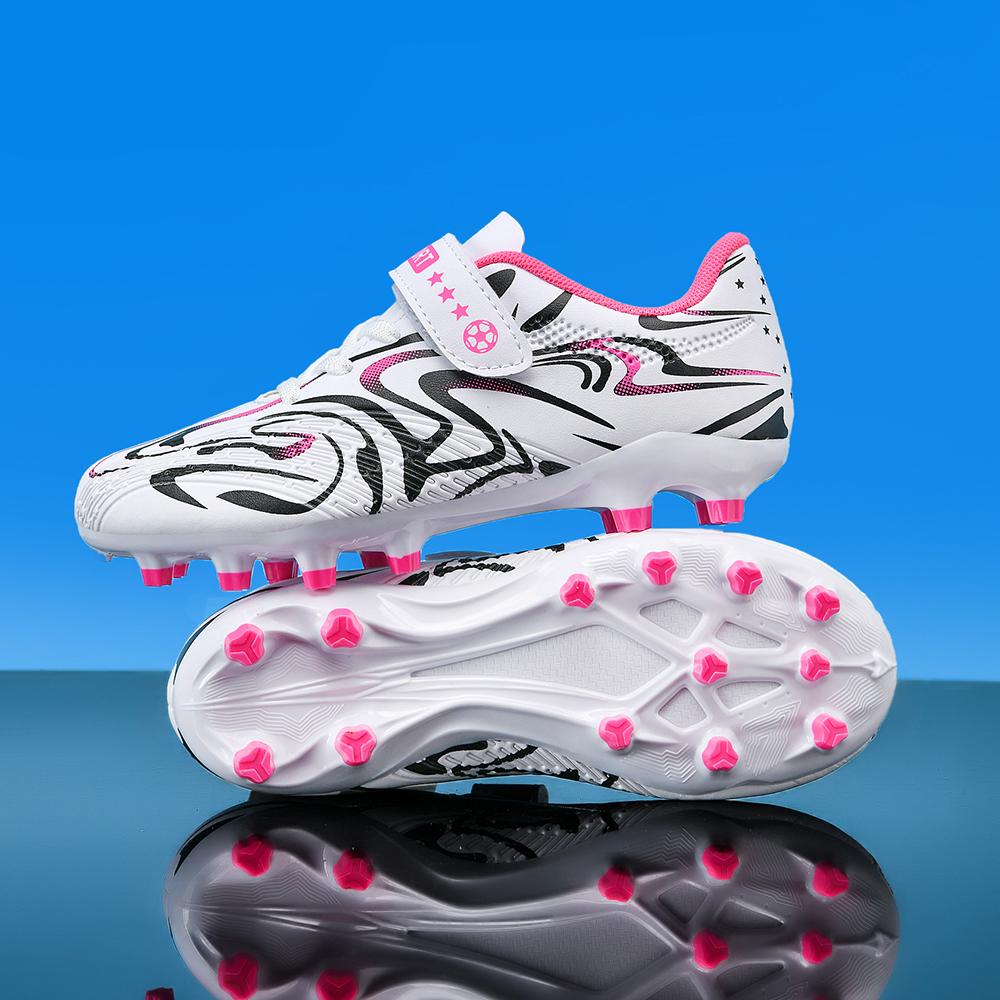 New Kids Soccer Shoes Original Football Shoes Boy Girl Indoor Professional Football Field Boots Society Cleats Non Slip Athletic Shoes