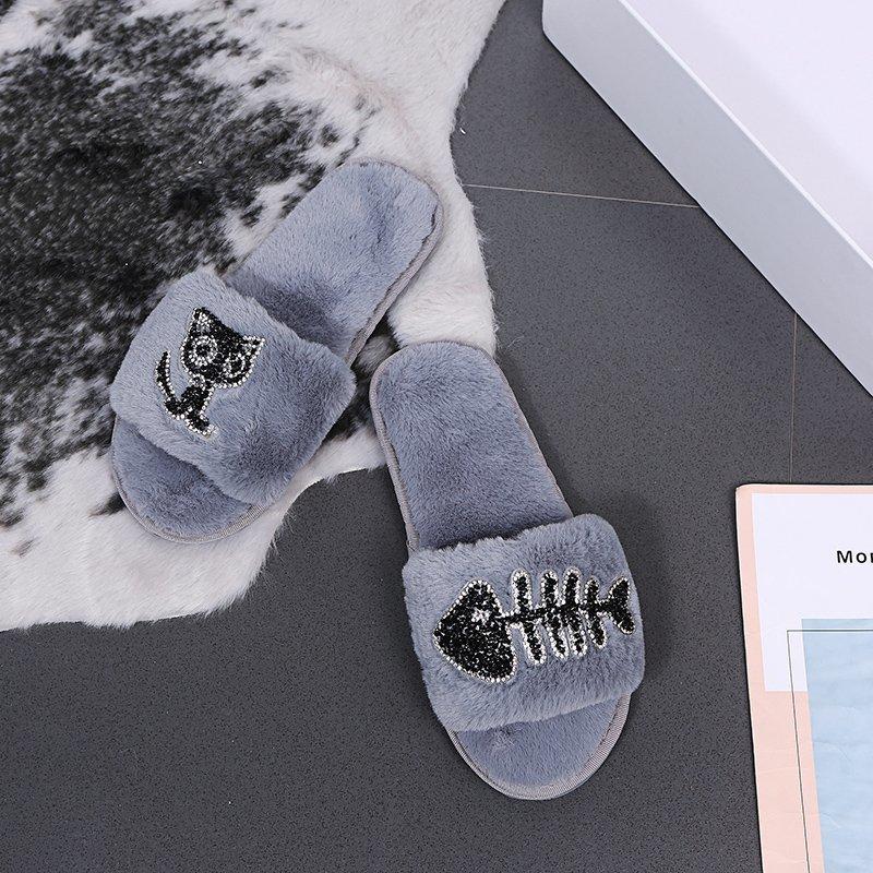 Fashion Fashion Crystal Cartoon Cat Fur Slippers Women Comfort Faux Fur Cotton Slippers Woman Winter Open Toe House Plush Slides Mujer
