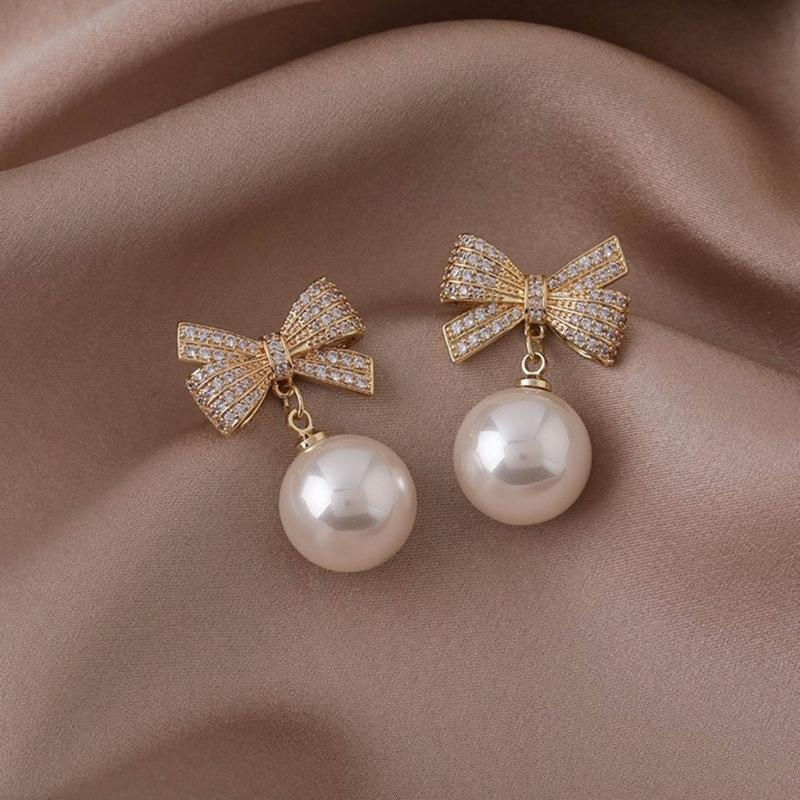 Exquisite Pearls and Diamond Dangle Earrings Charming Women' Bowknot Diamond Earrings Ornament Stylish Ear Studs Jewelry