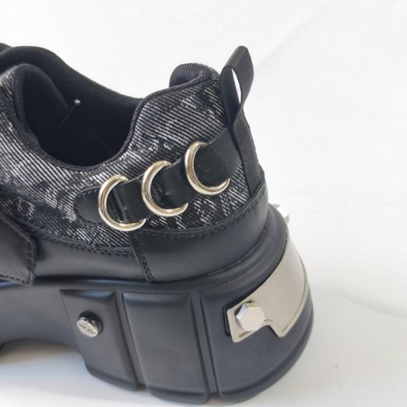 Fashion Shoes for Men  High Quality Platform Big Head Rivets Shoes Thick Sole Heightening Round Head Men Leather Shoes Zapatillas Hombre