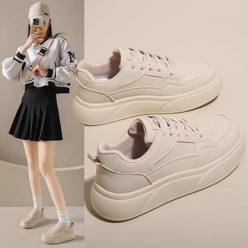 Campus wind stepping on shit feeling little white shoes women's 2025 new spring and summer popular soft-soled versatile board shoes casual sports shoe