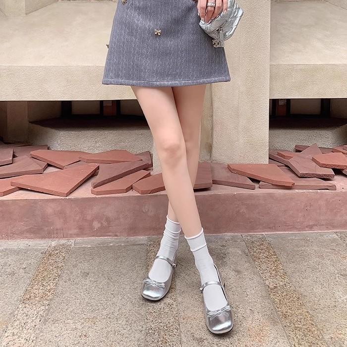 Spot version~ Soft leather bow silver light mouth single shoes women's 2025 new one-word buckle French retro Mary Jane