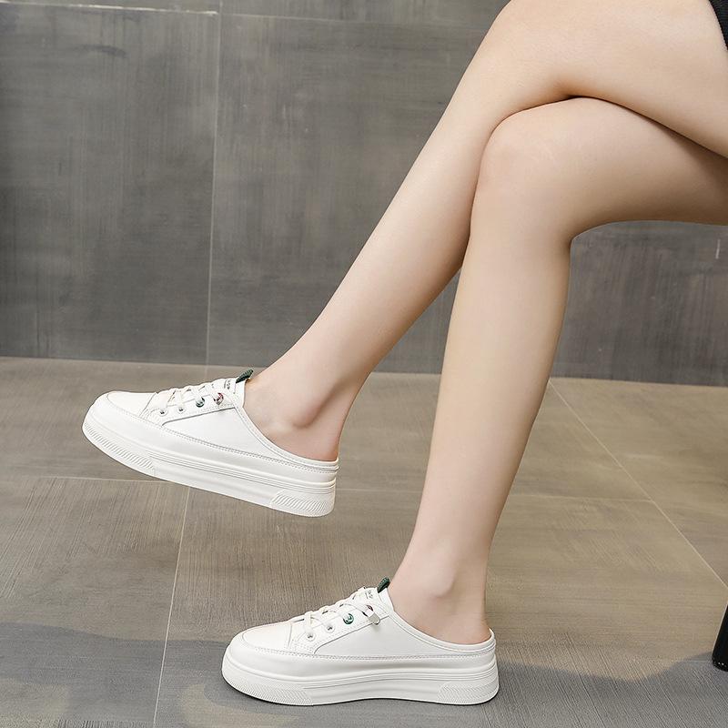 The2025New Style of Xia Lady's Casual Slippers In Baotou Are Fashionable, Versatile and Comfortable Flat Height-increasing Shoes