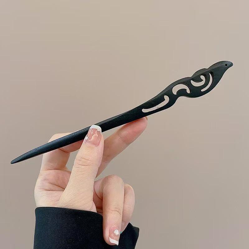 Sandalwood Women's Hairpin: Elegant Modern-Chinese Style Wooden Updo Stick