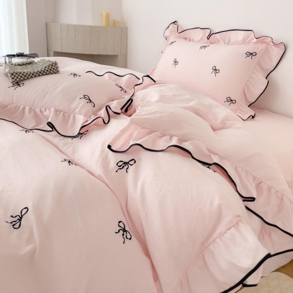 3pcs bow embroidery Bedding set ruffles Duvet Cover Set (1*Duvet Cover + 2*Pillowcase, Without Core)for bedroom guest room
