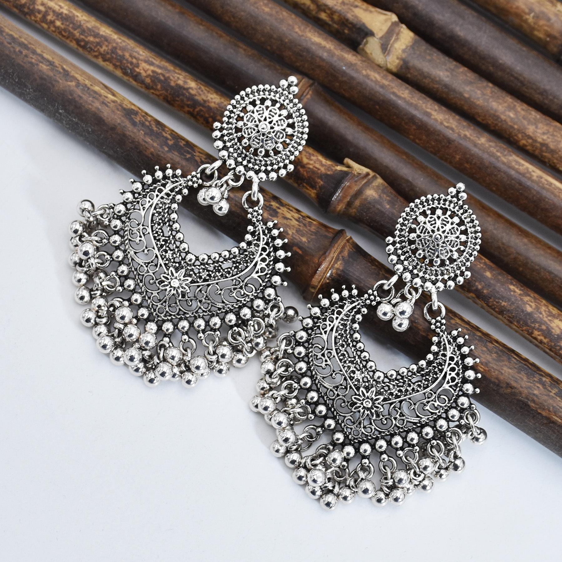 

Обезьяньи этнические серьги, преувеличенные серьги с бахромой, темпераментные, с гравировкой маленьких колокольчиков, ретро серебряный