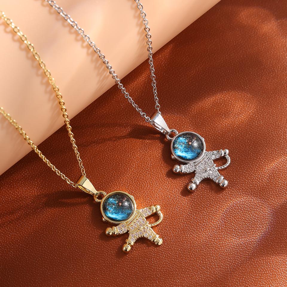 

ZAKOL 2 шт./компл. Колье с подвеской в виде планеты, вселенной и луны, с фианитами, серебряного и золотого цвета, цепочка-чокер из титановой стали, циркон, подарок