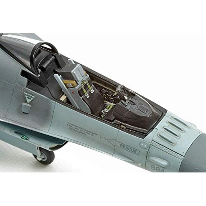 Tamiya 1/72 Warbird Collection No.86 US Air Force Lockheed Martin F-16CJ Block 50 Fighting Falcon Plastic Model 60786 11.5 inches