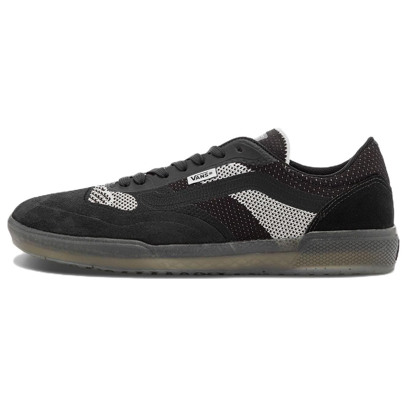 

Vans Ave Classic Vcu Textile, Leather Low top Skateboard Shoes Unisex Black White VN0A4BWVBCV 40.5