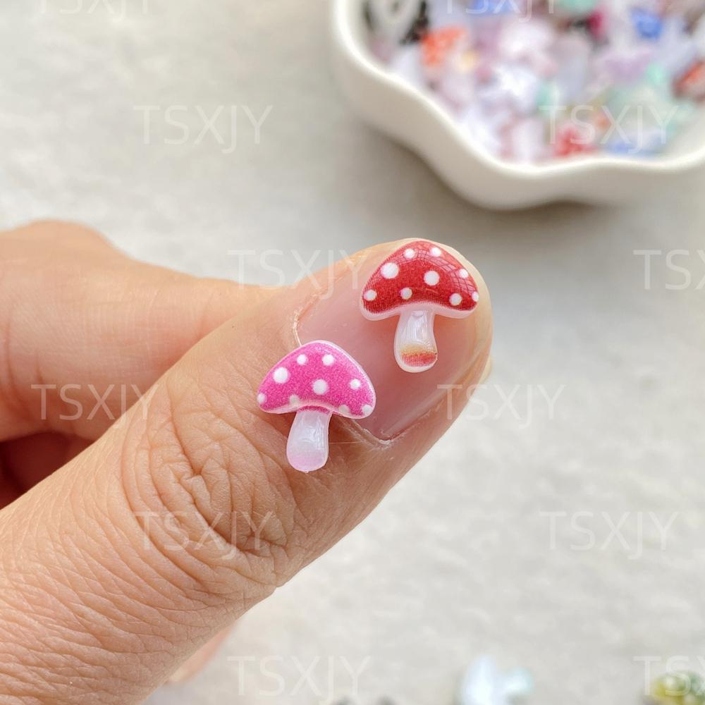 50pcs Resin Cute Mini Cartoon Colored Mushrooms Doll Armor Figurines Flat back Nail Art DIY Scrapbook Crafts